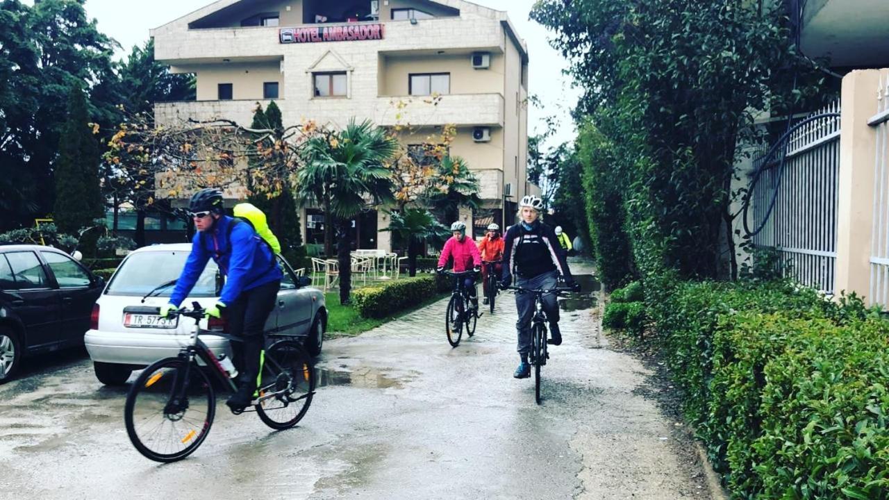 Hotel Ambasador Garden Lezhë المظهر الخارجي الصورة