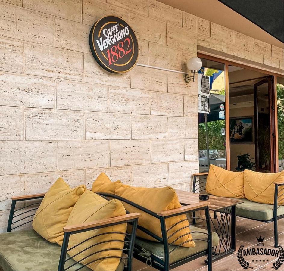Hotel Ambasador Garden Lezhë المظهر الخارجي الصورة