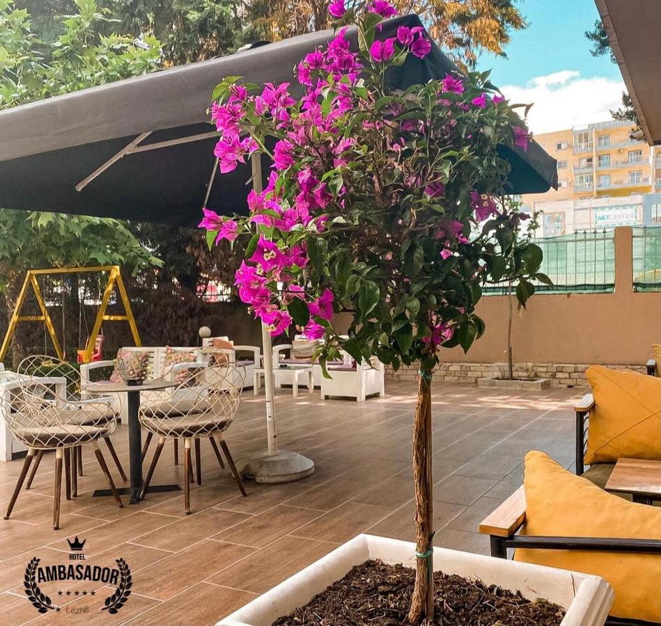 Hotel Ambasador Garden Lezhë المظهر الخارجي الصورة